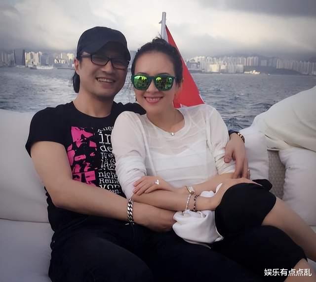 刘嘉玲问章子怡: 现在在路上遇到汪峰如何打招呼? 章子怡回复超好笑