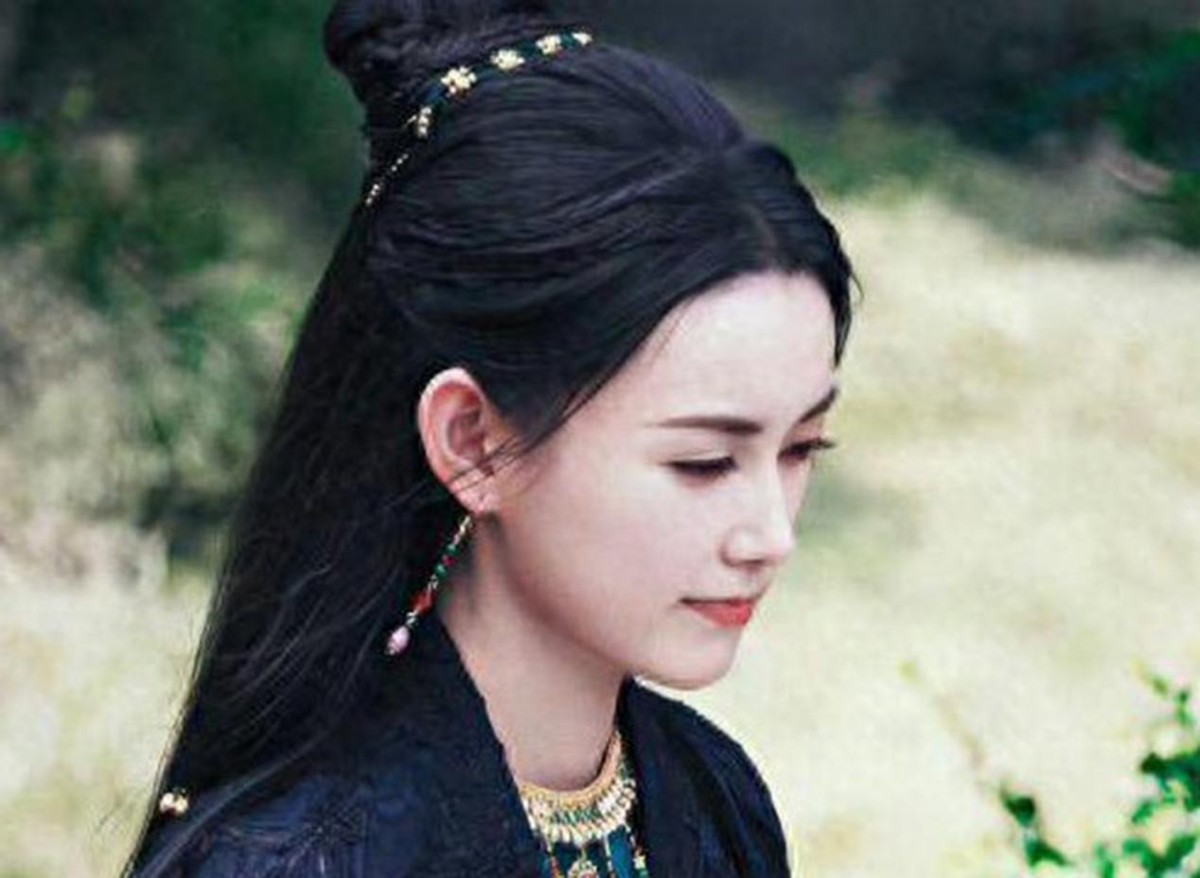 于正新剧官宣,但凡女主颜值拉挎点,都压不住这群绝色女配,期待