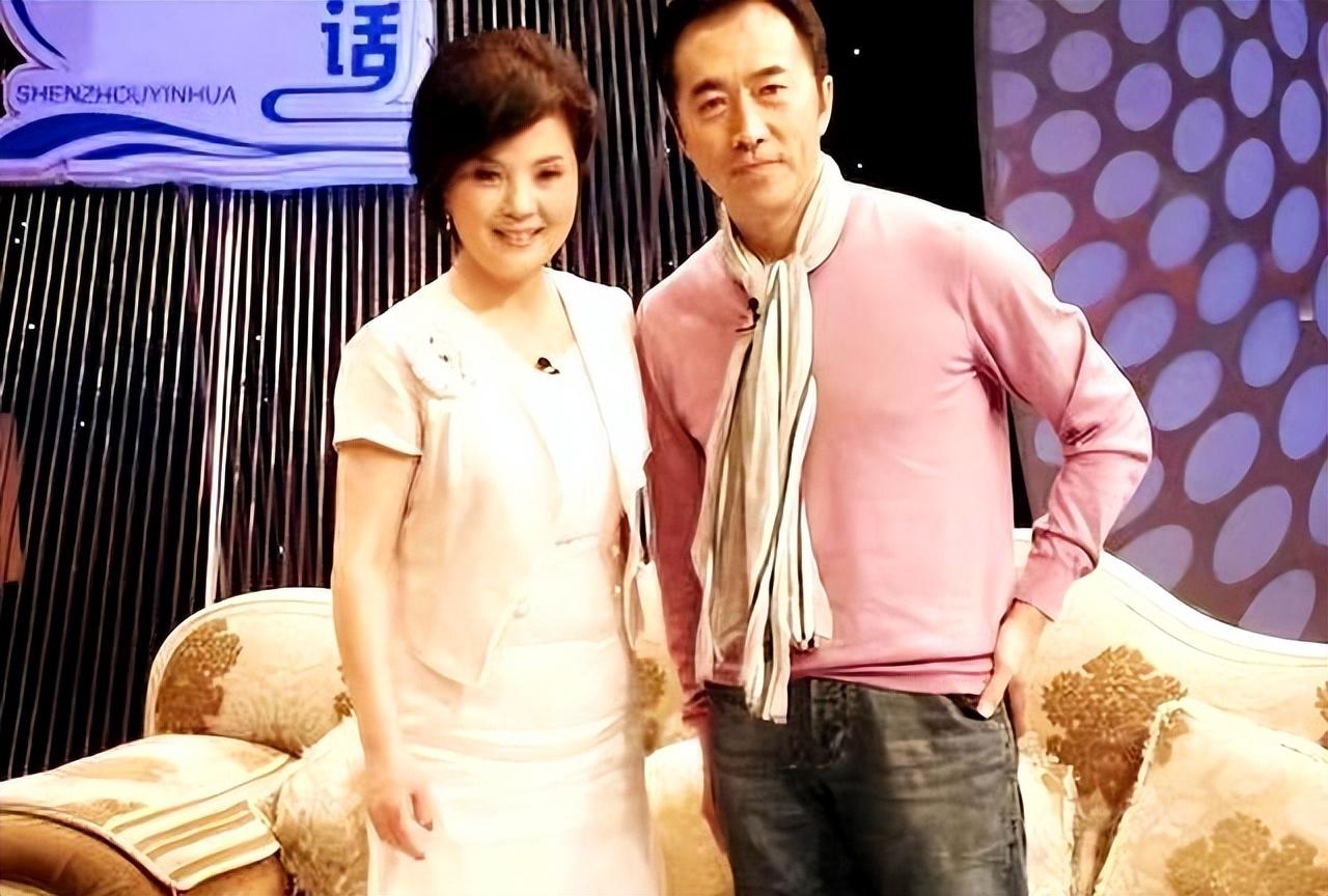 演员郑晓宁:50岁被爆婚外恋,老年得子两度离婚,至今孤身一人