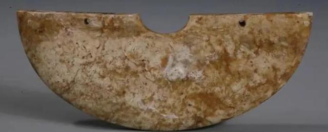 良渚文化|历代的“礼仪玉器”：（5）玉璜【一】