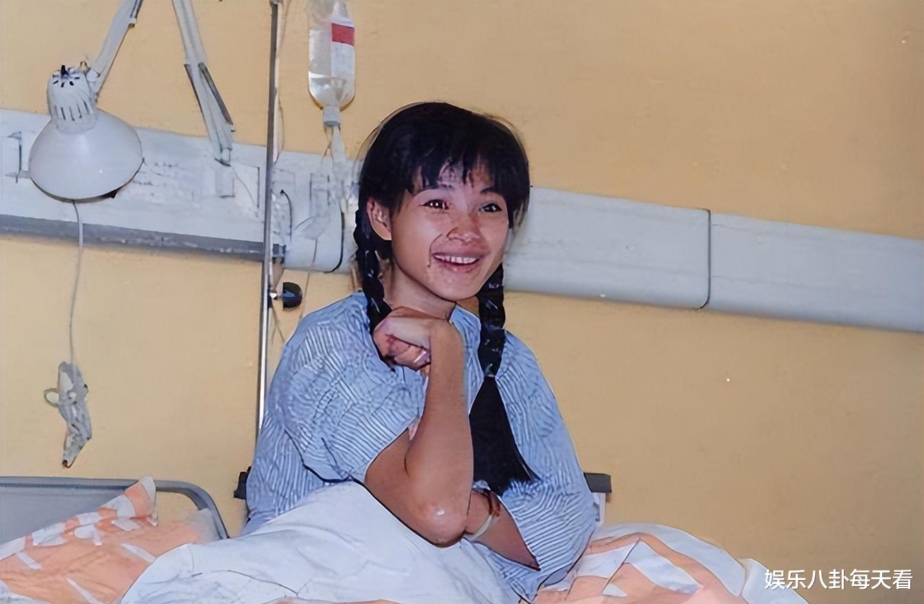 她是娱乐圈“最干净”的女歌星，56岁仍是完璧之身，至今没谈过恋爱