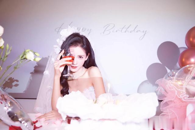 张予曦|明星图片张予曦