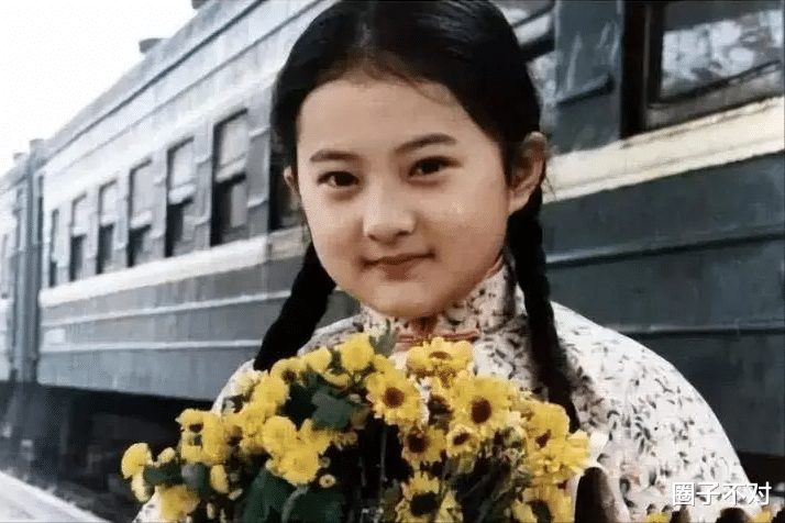 琼女郎“小婉君”43岁不婚不育,单身住豪宅,才是人间清醒!