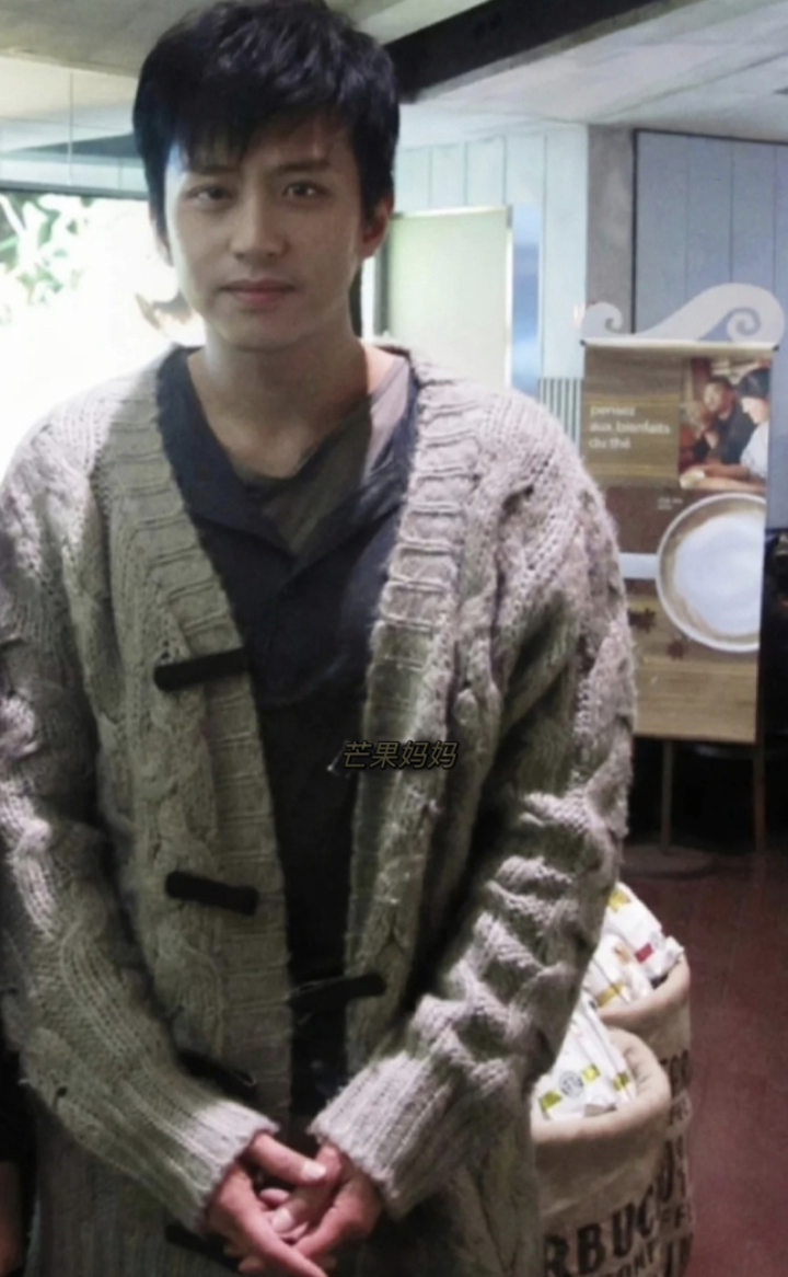 众星现身英国看温网决赛,邓超baby叔侄久违同框,同款表情包抢镜