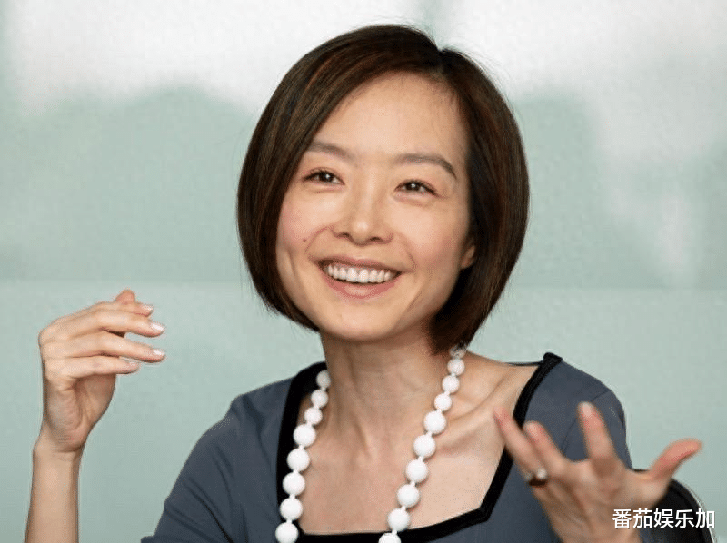 这一次,娱乐圈顶级大瓜,在央视主持任鲁豫阿云嘎恋情曝光上公布