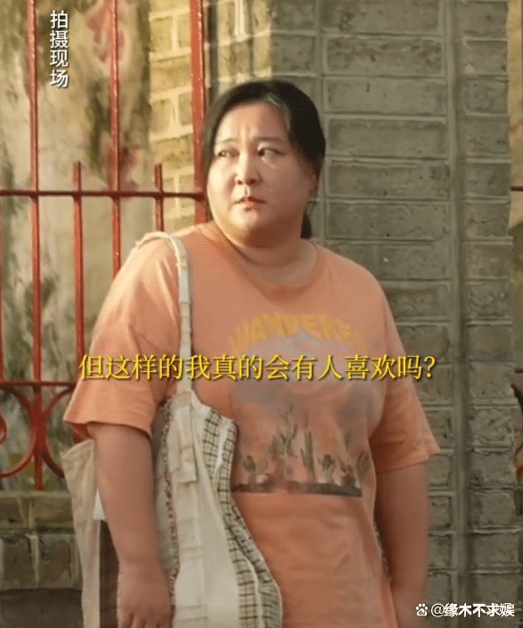 减肥100斤、海报抄袭、牵连杨紫,贾玲《热辣滚烫》翻车了?