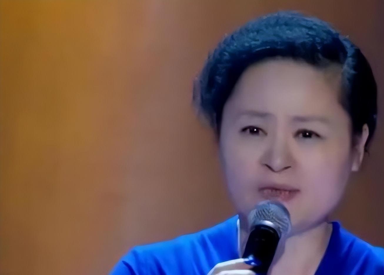 打败韦唯毛阿敏，却被亲弟弟砸成了脑震荡，一代歌后沦为保姆求生！