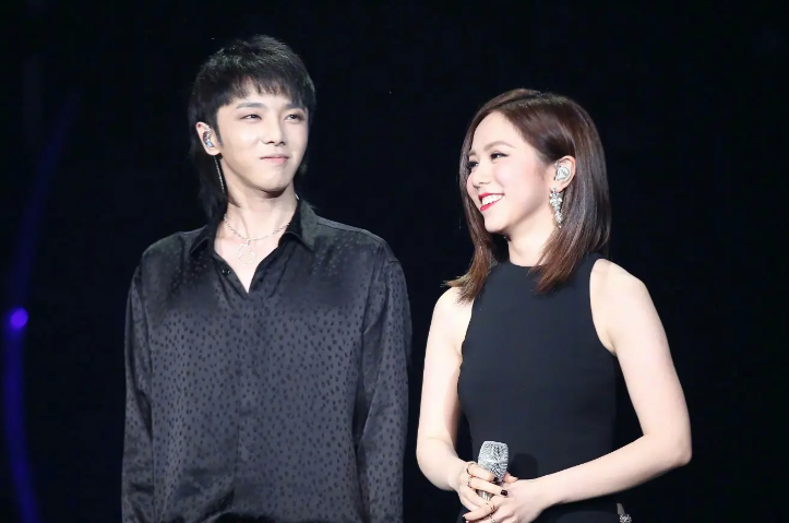 华晨宇|网友再曝猛料,华晨宇这次彻底装不下去了