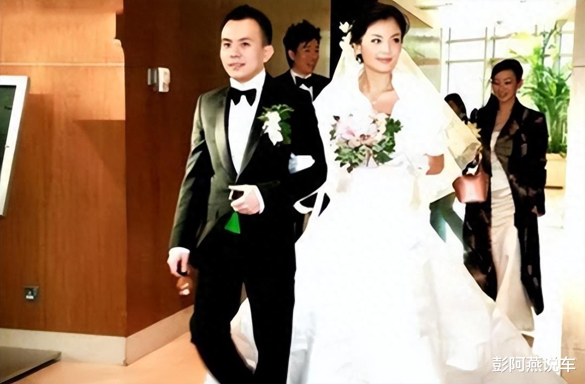 他曾与刘涛热恋同居4年,如今年过六旬依旧未娶,刘涛坦言很愧疚