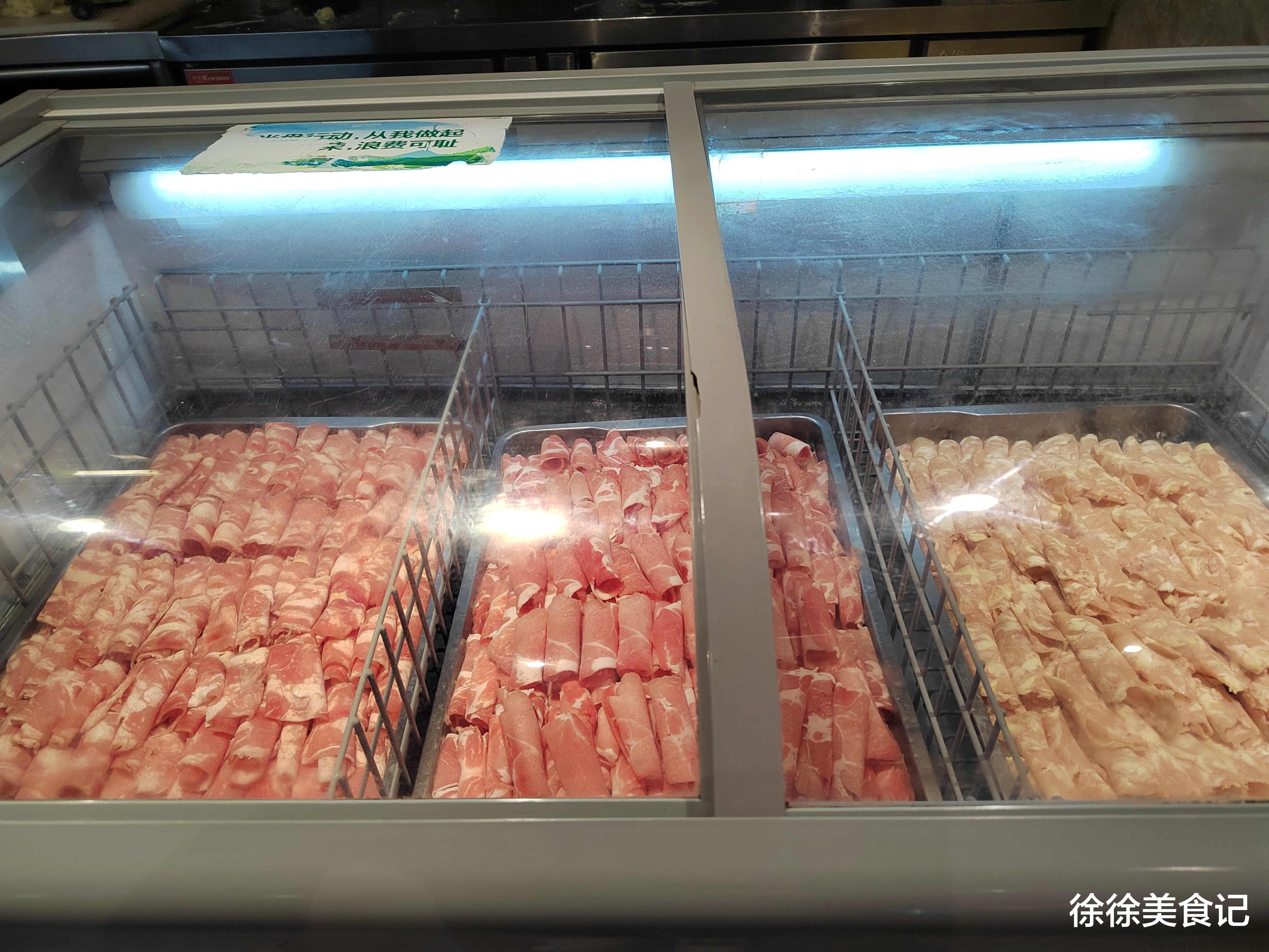 自助餐|吃自助餐，聪明人专挑6种“高端菜”，服务员：不是同行就是内行