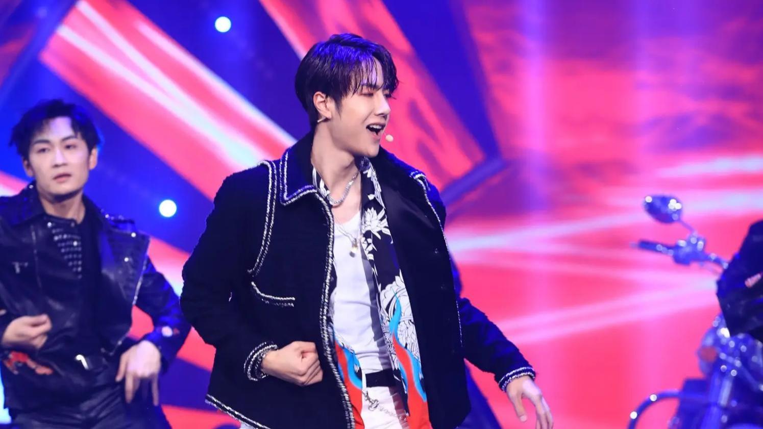 春晚|春晚竞争进入白热化阶段，各大电视台公开嘉宾阵容，央视热度高