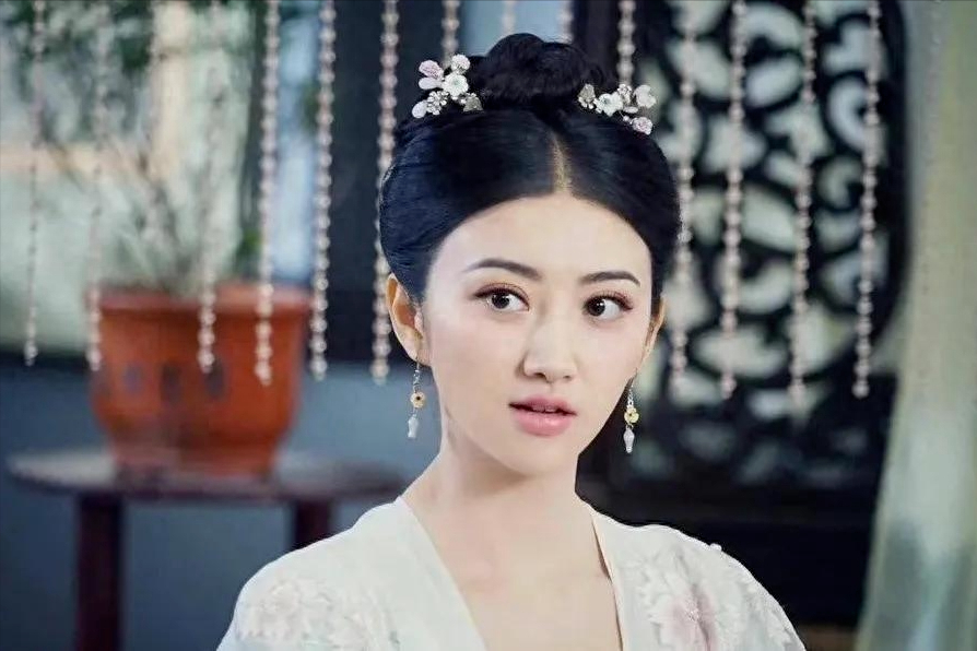 景甜一出手，带来教科书式演技，有望成2023年古偶剧照“天花板”