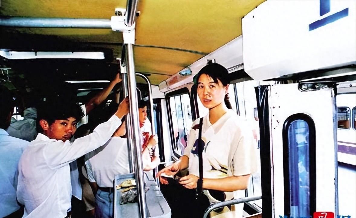 七八十年代的“铁饭碗”,当时人人追捧,如今已沦为社会底层职业