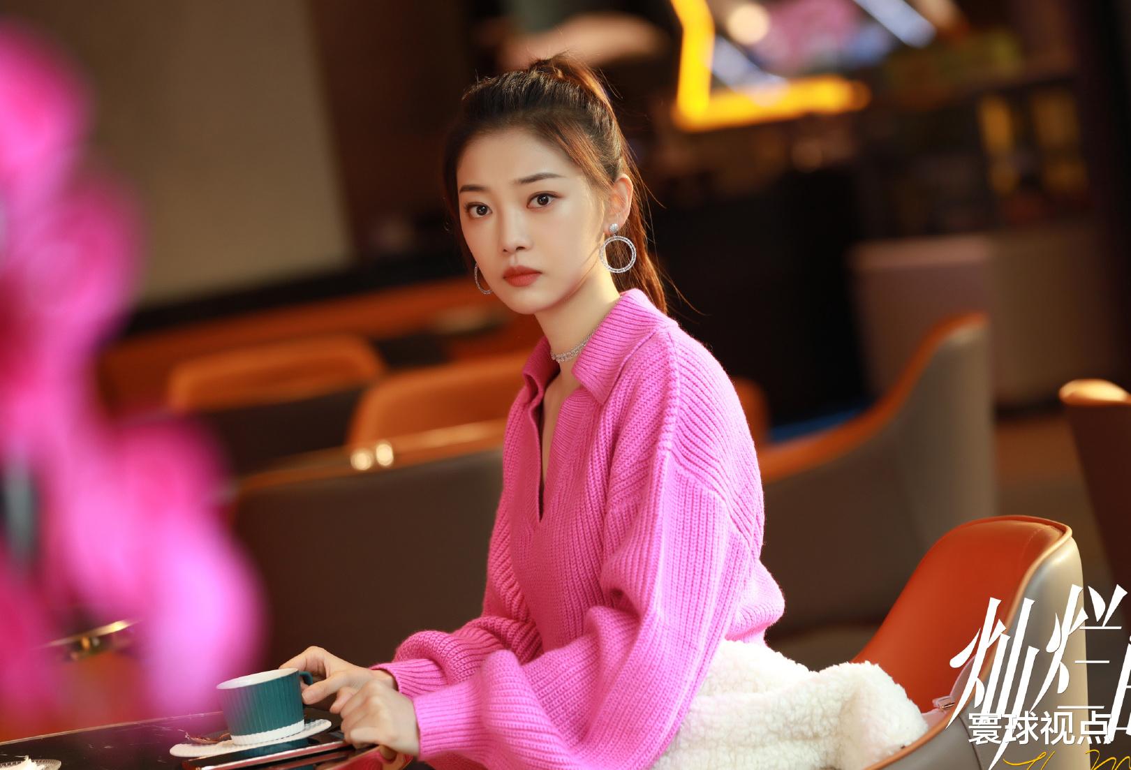 无间|秦岚新剧和谍战大剧《无间》各看6集，一个看上瘾，一个直接弃剧