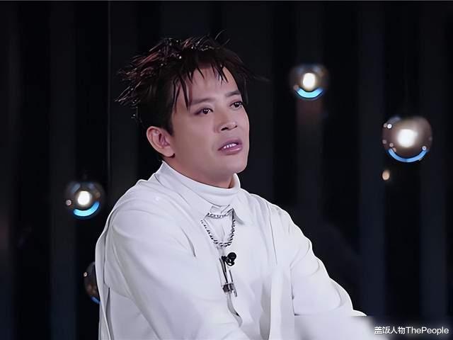 男神|发福发腮、满脸褶子、肿胀僵硬还秃顶…港圈男神其实都是虚假冻龄