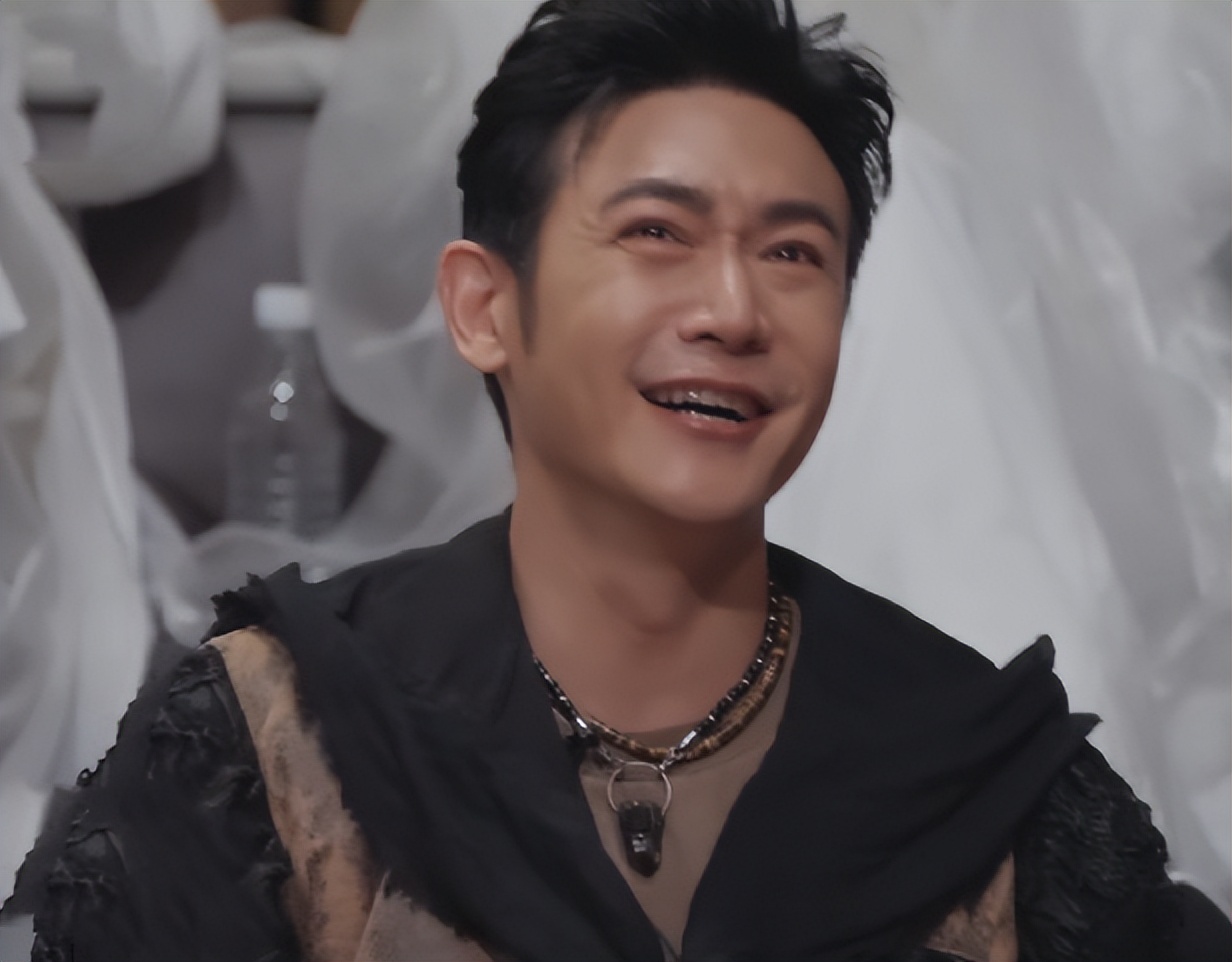 难看到离谱,马伯骞好烦人,扑街的《披哥3》突然戏精全出动