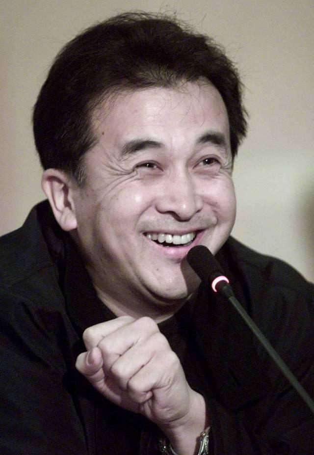 李晨|黄宏:24年春晚“钉子户”,退居幕后,如今现状令人唏嘘