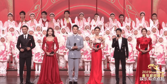 马丽|张若昀问沈腾: 明年还会不会和马丽参加央视春晚? 沈腾回应超搞笑