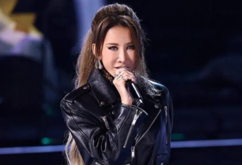 中国好声音|好声音选手发声疑为节目洗白：没有给钱换转身的说法，节目组很友善