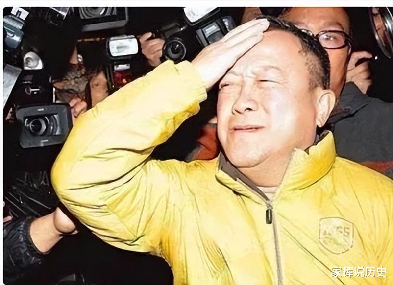 曾志伟的四个孩子:一个名导,一个败家,一个远嫁,一个50岁未婚