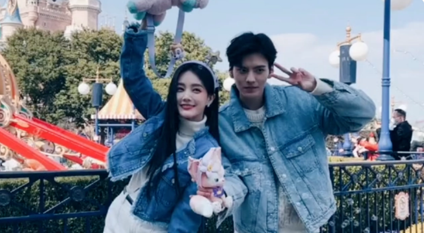 知名女星官宣恋情,和男友的姐弟恋甜到爆表!