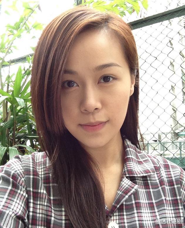 尴尬！TVB前女星偷食事件后宣布复出，开歌迷聚会遭批：娱乐圈小强