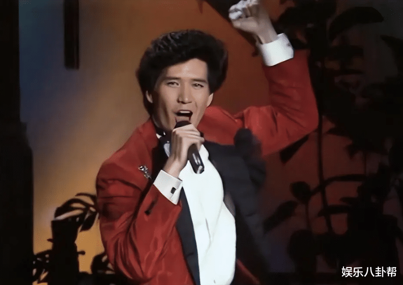 太勇!71岁刘晓庆又演少女,叫小18岁男星爹,费翔:不要欺骗自己