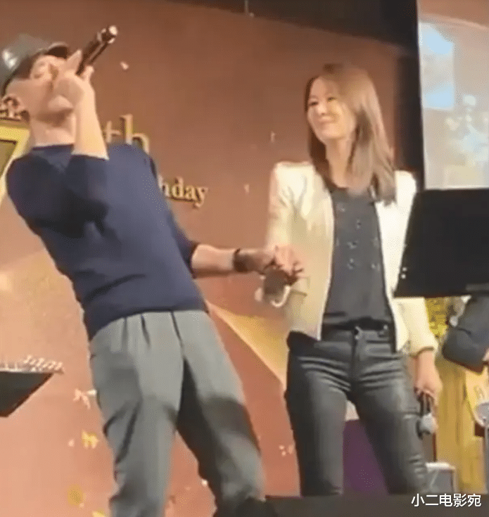 47岁林心如为父亲庆生,2万行头酒席排面,奢华程度引网友热议