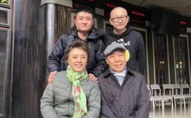 赵丽颖|师胜杰离世4年后,留妻子一人黯然流泪,为他的“任性”偿还代价