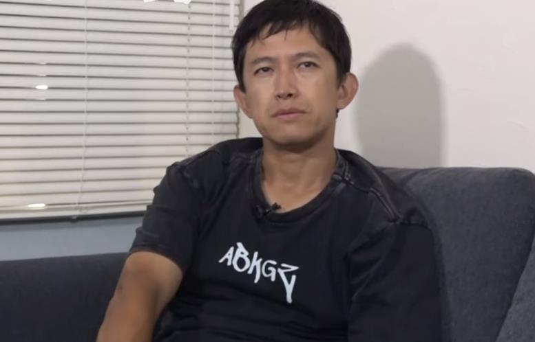 知名男星移民日本卖饺子!近照皮肤黝黑变化大,因当小三无戏可拍!