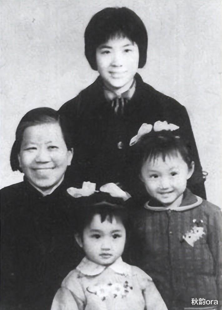 杨钰莹|杨钰莹与初恋赖文峰分手26年后,一个娶妻生子,一个不婚不孕