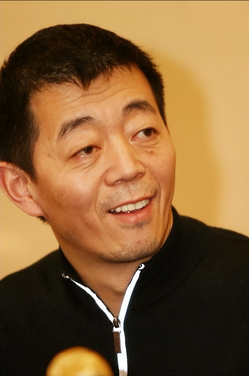 张静初|不可一世的张静初，终究是毁在了跪舔美国的丑陋嘴脸里