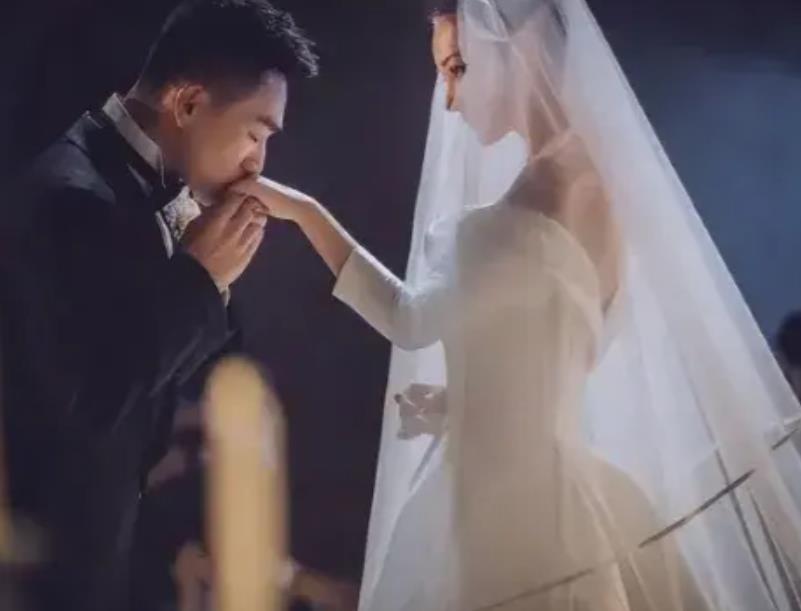 接地气!张馨予到东北雪地撒欢超欢乐,嫁给何捷后风评转变