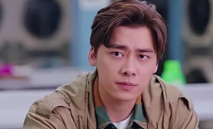 “封杀”不到1年，再看李易峰现在的处境，很可恨，但也很可悲！