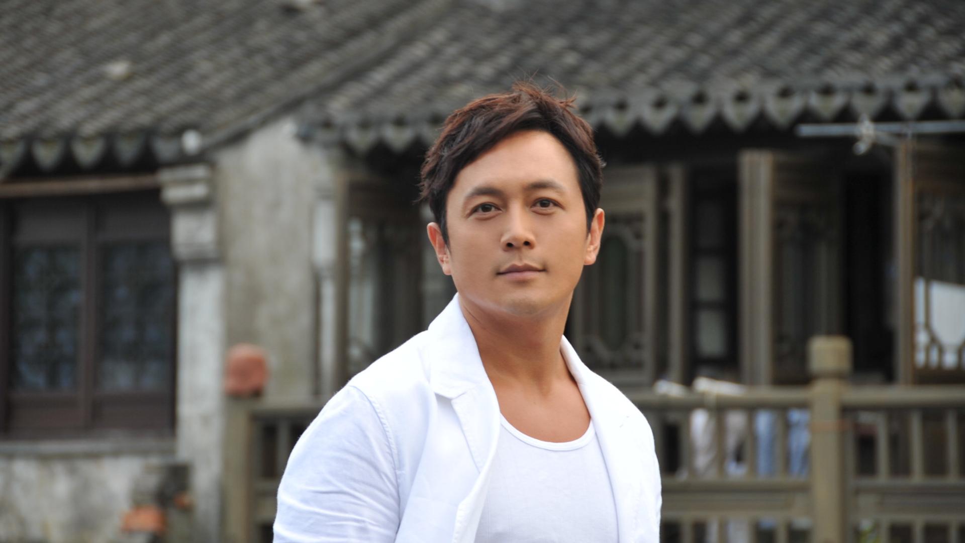 被前妻骗走5千万，6个孩子没一个亲生的，他这一生都是“大戏”