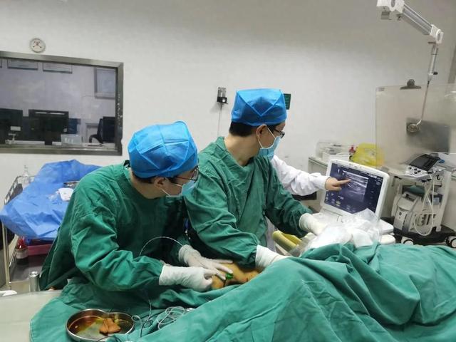 小腿上的“小蚯蚓”是病！治疗方法在这里