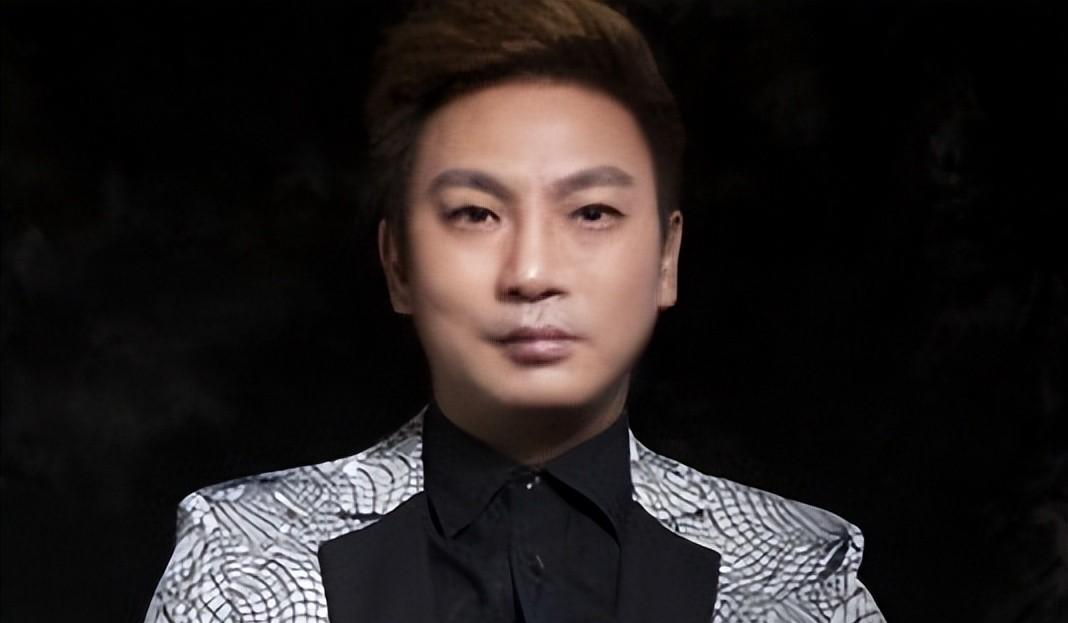 他因耍大牌被砍掉下巴,缝130针做5次手术,退圈卖马桶成富豪!