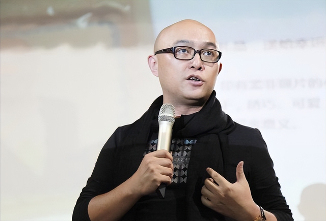 明星夫妻|“消失”的孟非，已经走上了另一条大道