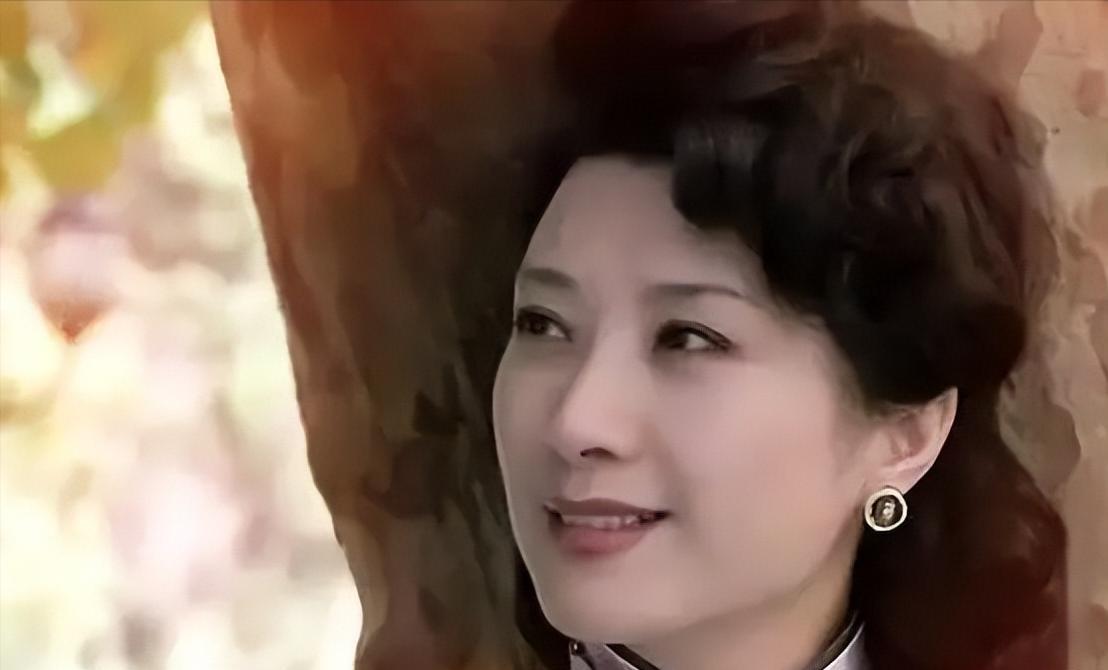 范冰冰|演员王静：低调演戏36年，一人撑起母亲晚年，59岁婚姻成谜！