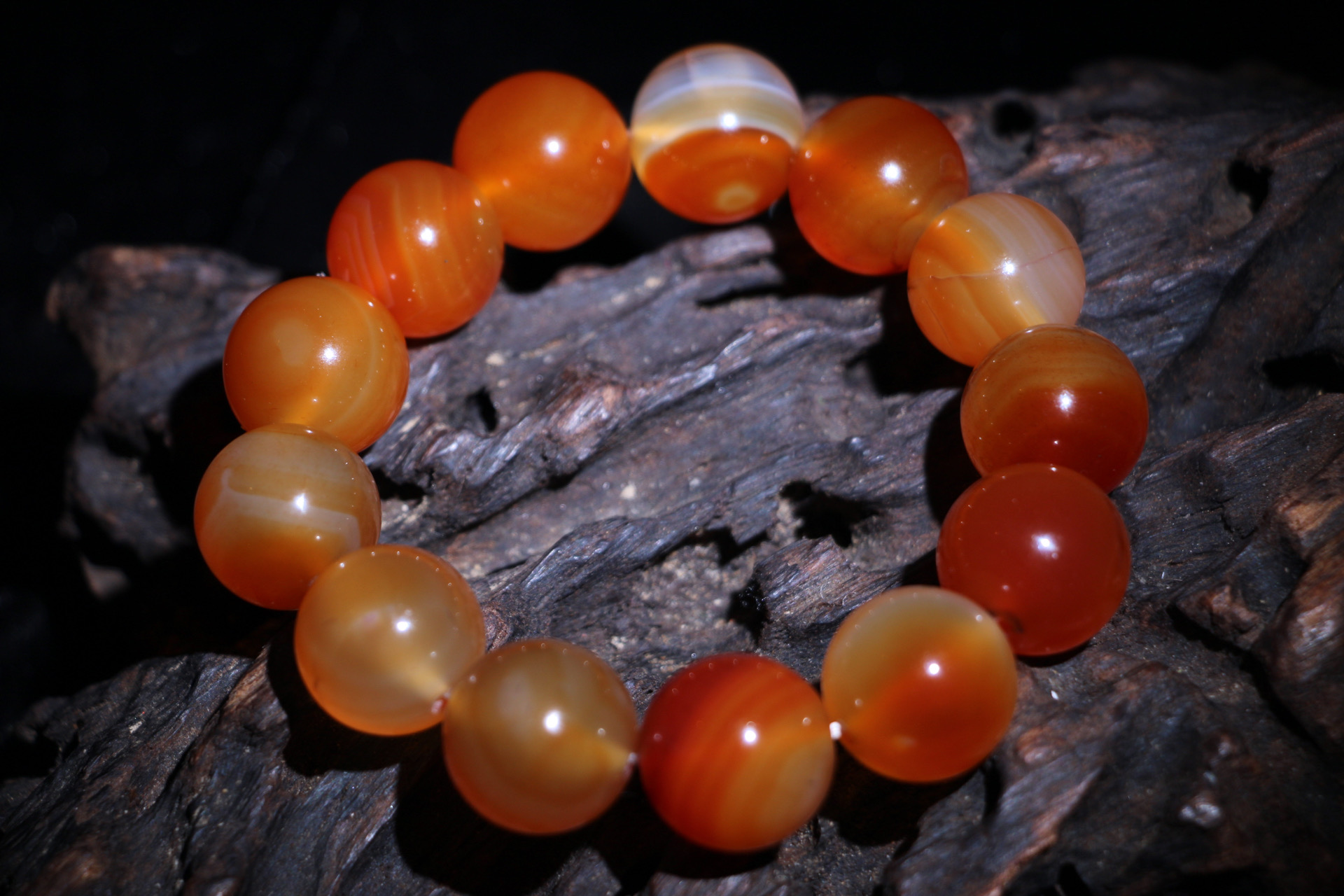 玛瑙|为什么糖球玛瑙收藏价值那么高?