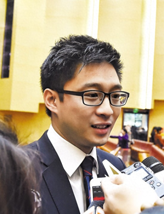 霍启山追求张雨霏？张雨霏妈妈同意了？教练反而是阻力？为你分析