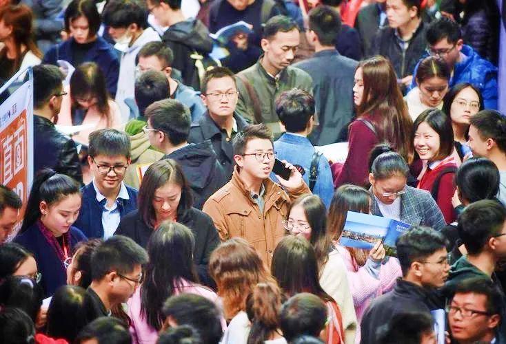 大学生|农村孩子考上大学能改变身份,但大部分摆脱不了贫困