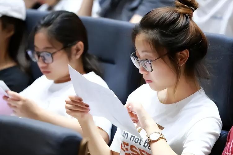 教师|?立竿见影!教师“退出机制”才刚落地,教师招聘就“遇冷”了