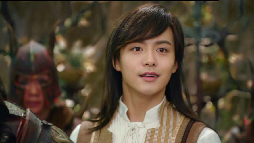 颜值不够别甩锅给造型师，造型难看还是人难看，观众还是能分清的