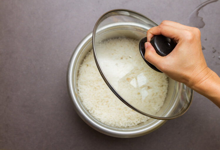 经常用生水煮饭，不但有毒还会致癌？不敢用自来水煮饭的人看看吧