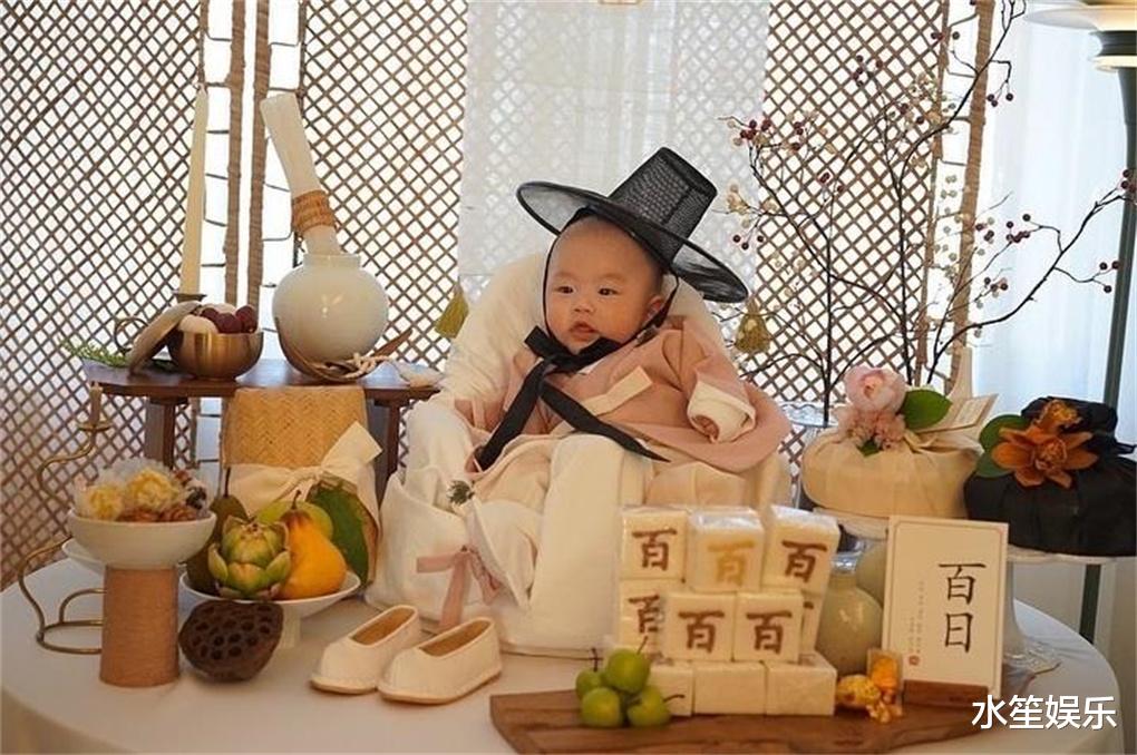 全慧彬|韩女星全慧彬制作料理祭祀婆婆,抱6个月大儿子行跪拜大礼