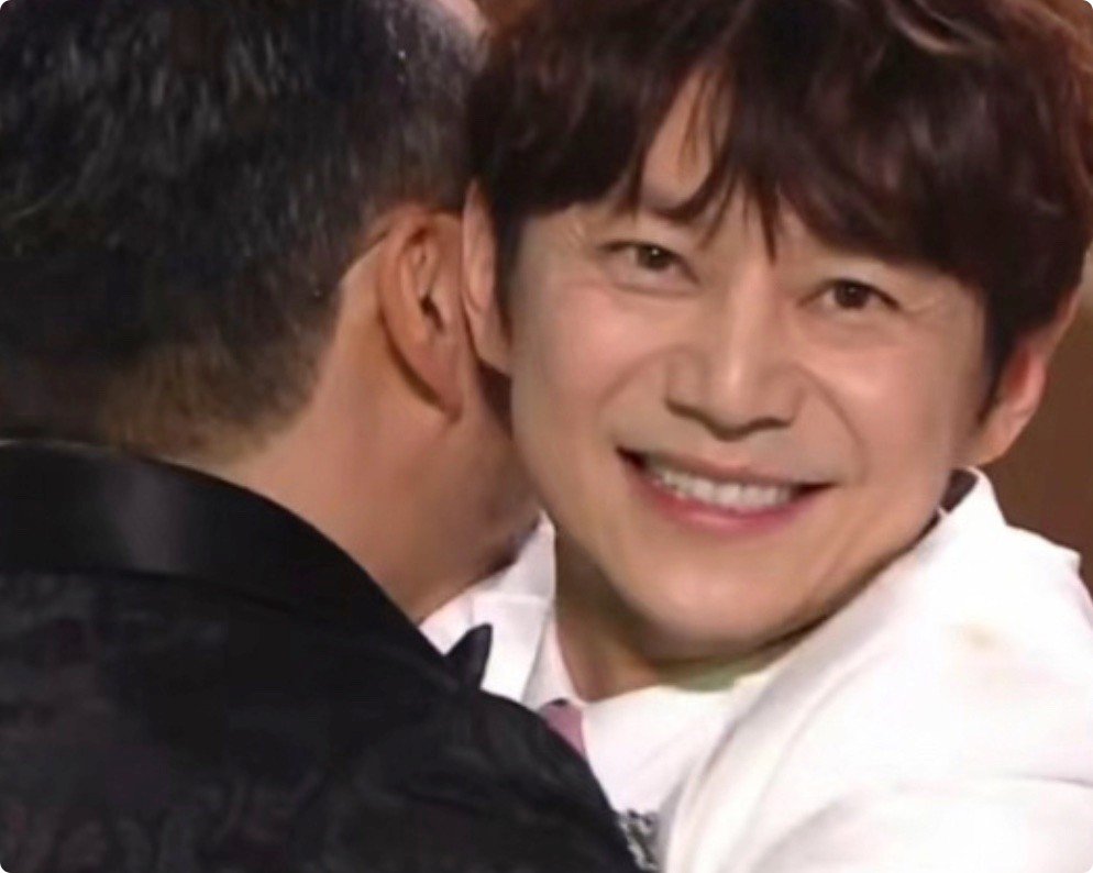 汪涵低调，何炅老了，谢娜离开了，芒果台跨年主持新格局形势已定