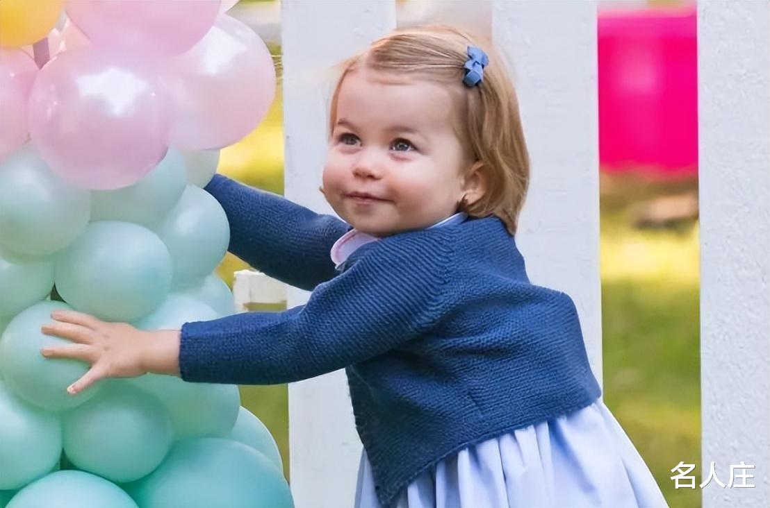 夏洛特|夏洛特:一双蓝眼睛,神韵像极了女王,一个人身上有三代人的影子
