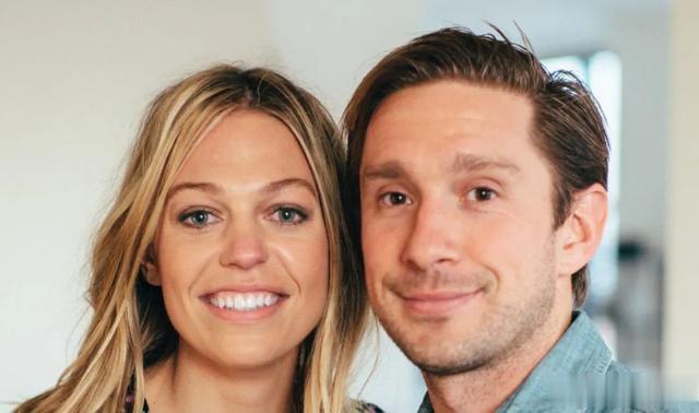 马斯克出轨门华裔女主发声 女儿自闭症 前夫逼净身出户 如今再恋总裁