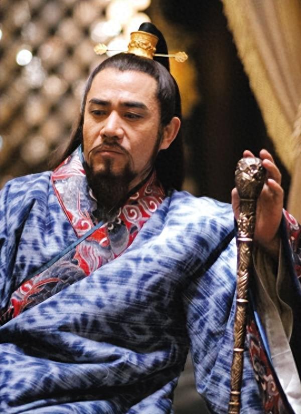 贼眉鼠眼、一脸“太监相”就别演帝王，天潢贵胄还是得看这3位！